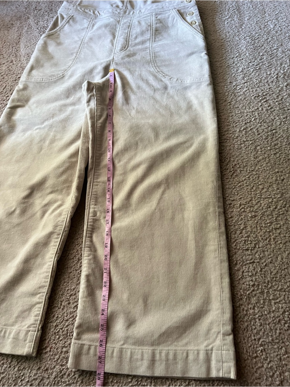 Patagonia Women's Sz 8 Stand Up Cropped Corduroy Overalls in Beige/Tan Wide Leg - Picture 11 of 15